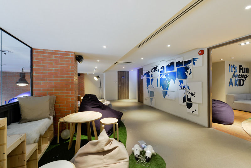 Kokotel Bangkok Surawong Екстер'єр фото