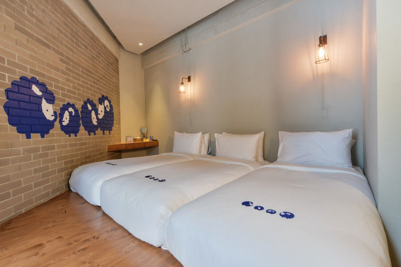 Kokotel Bangkok Surawong Екстер'єр фото